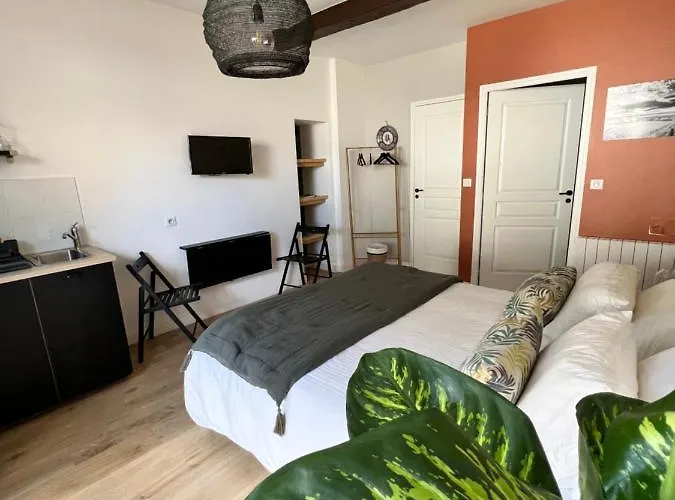 - Les Traversieres Eymet