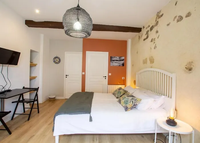 Nyaraló - Les Traversieres *